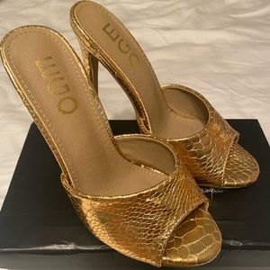 GOLD MULE HEELS